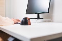 BakkerElkhuizen Q-riser 50 monitorstandaard-3
