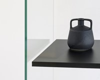 Van Esch Stolp vitrinekast - laag-3