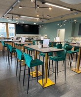 VEBA Louis barkruk kantine setting